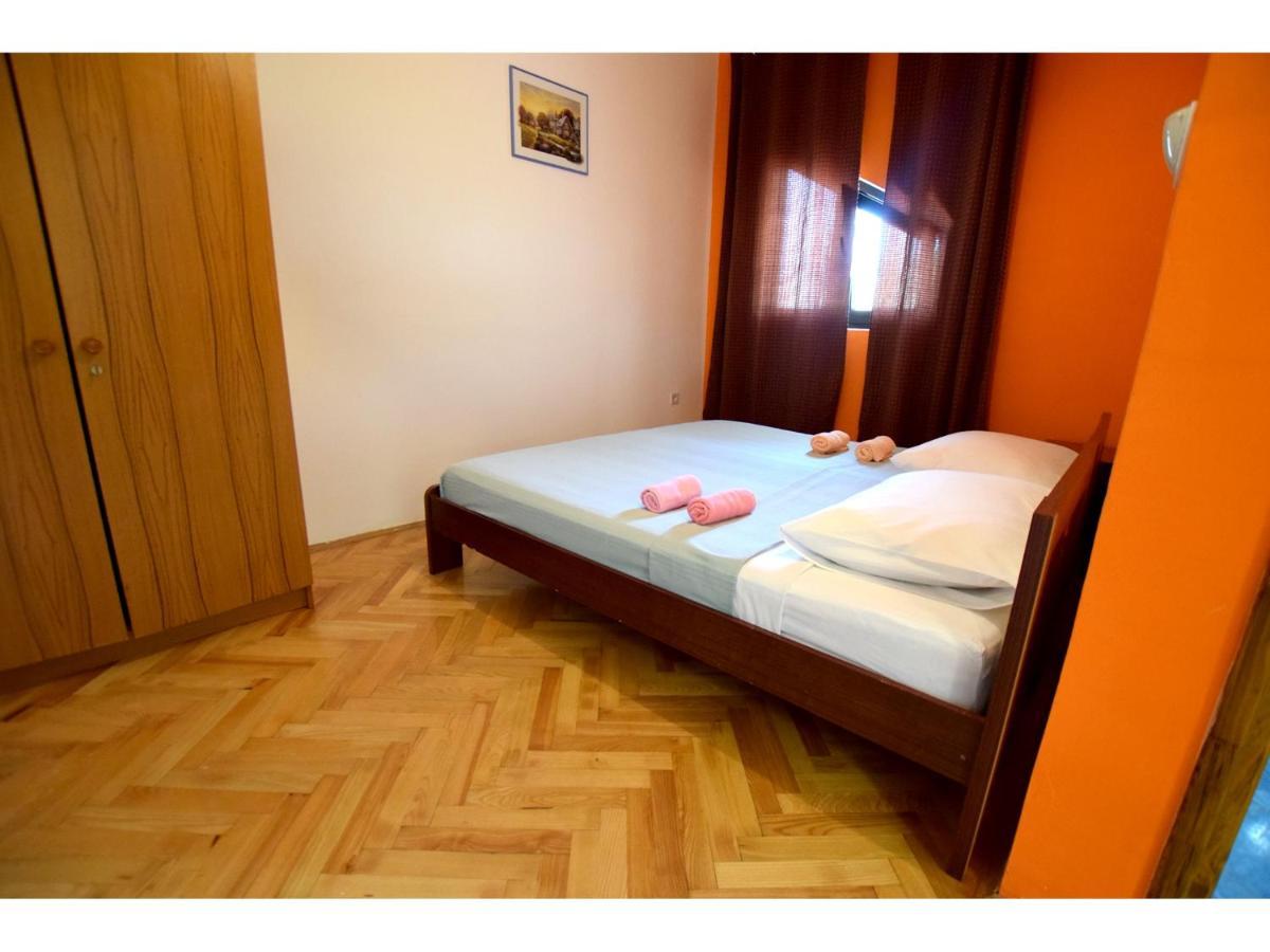 Apartments Laroom Seline Zimmer foto